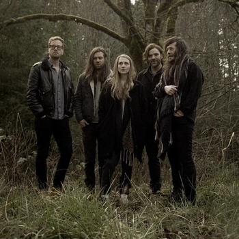 The Pines – Be There in Bells
