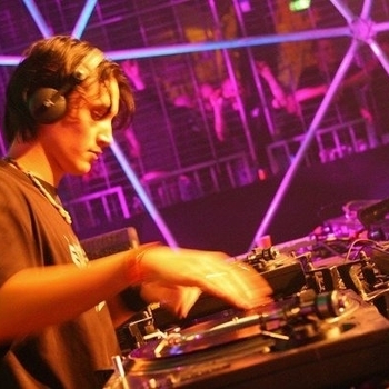 SPL – Elbow deep