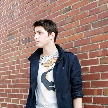 Porter Robinson – The Seconds