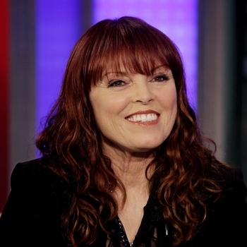 Pat Benatar – We Belong
