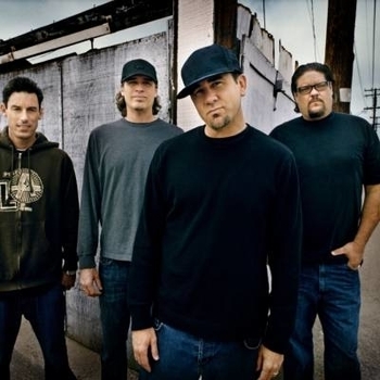 Pennywise – Bro Hymn Tribute