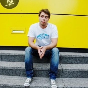 Photographer – Infinity (Steve Allen Remix)