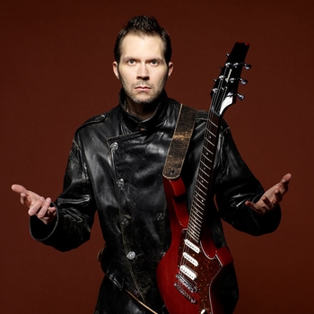 Paul Gilbert – I Own A Building