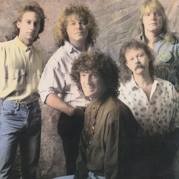 REO Speedwagon – Rock N Roll Star (Wheels Are Turnin 1984)