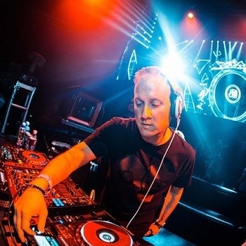 Robbie Rivera – Filter (Radio edit)