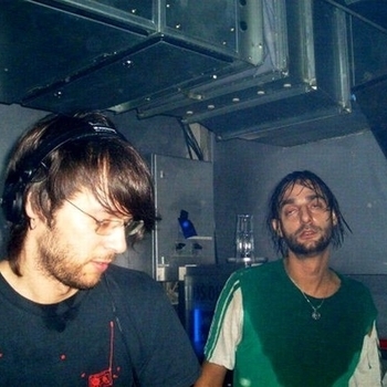 Ricardo Villalobos – Fools Garden (Black Conga)