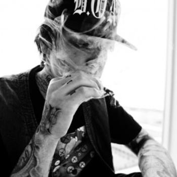 Rich Hil – Drugs Feat. Troy Ave (Prod. Lex Luger)