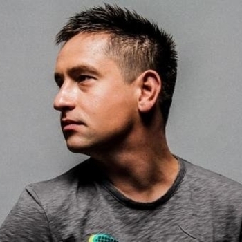 uCast – Nova (Kaimo K Progressive Mix)