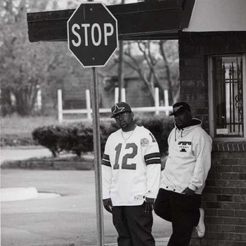 Underground Kingz – I Left It Wet for You