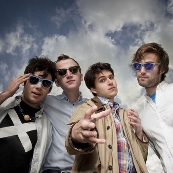 Vampire Weekend – A-Punk