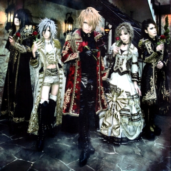 Versailles – Episode