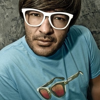 Wally Lopez – Can't Stop The Beat (feat. Jamie Scott)