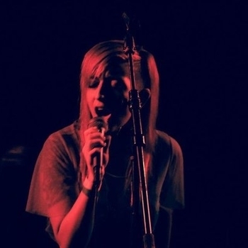 Blonds – Talk Show Host