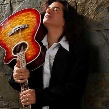 Blake Aaron – In Her Sweet Way