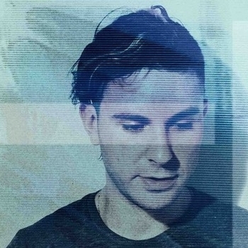 Adultnapper – Idiot Fair feat Black Light Smoke (Original Mix)