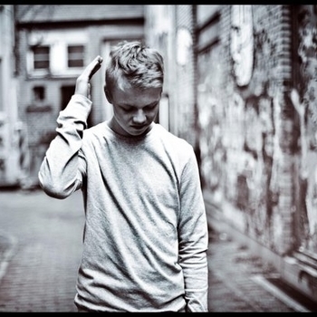 BrownZ – Think