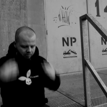 Bas Mooy – Howl