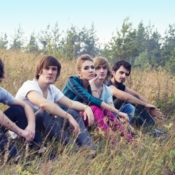 Black Jackets – Leave To Stay