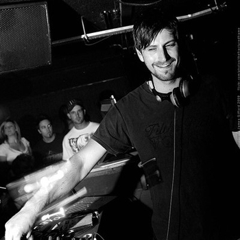 Black & Blunt – Wandering Strangers feat. Sam Perry, Mc Coppa (Phetsta Remix)