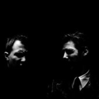 Black Van – Alive (Feat Deidre Muro Of Savoir Adore)