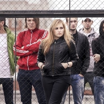 Broken air – Learned to Fly (more air drum and bass remix)