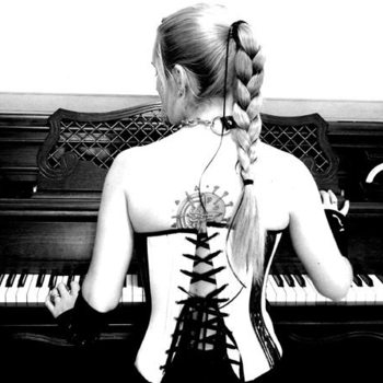 Chiasm – Needle
