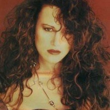 Chrissy Steele – Move Over