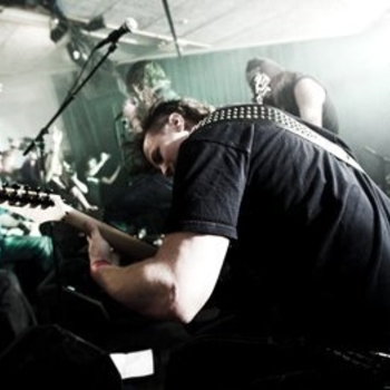 Crowdburn – Pray