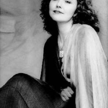 Consuelo Luz – Las Estreyas