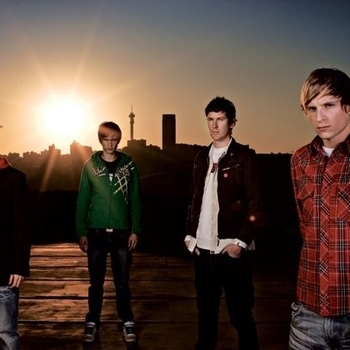 CrashCarBurn – under a falling sky