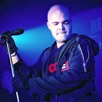 Cyclone B – Razor
