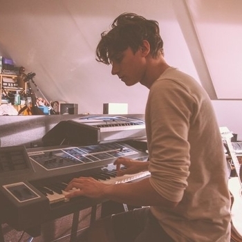 Drinker – Fake It (Elliot Moss Remix)