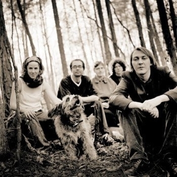 Elf Power – Stranger in the Window