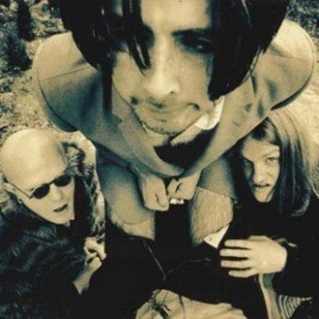 Evil Superstars – Oh Girl