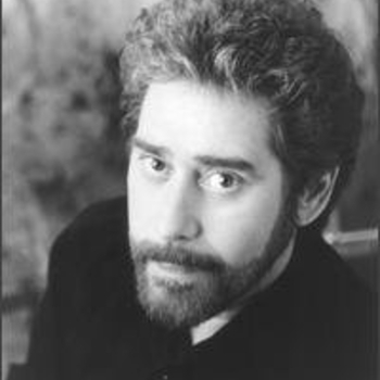 Earl Thomas Conley – What She Is (Is a Woman in Love)