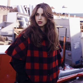 Fallulah – Give Us a Little Love (ОСТ "Милые обманщицы" / "Pretty Little Liars") (6 сезон, 2 серия)