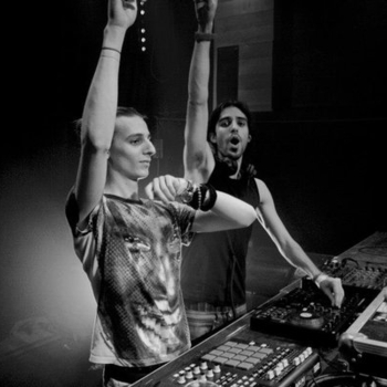 Tomsize & Flechette – The Twerking Dance