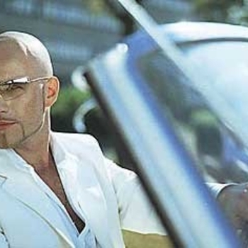 Funkstar De Luxe – Walkin in the Name