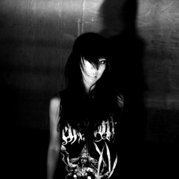 Fei-Fei – Hold You (Dot Remix)