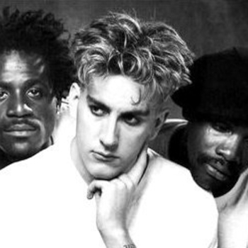 Fun Boy Three – The Tunnel of Love