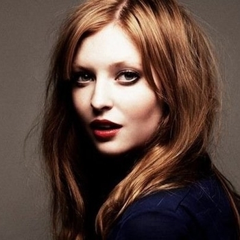 Faye – Screams and Dreams