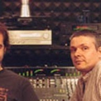 Four Carry Nuts – Pendulum (Beat Brothers RMX)
