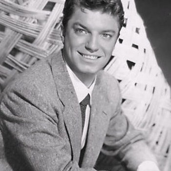 Guy Mitchell – You?re Just In Love
