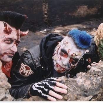 Gutter Demons – Pieces