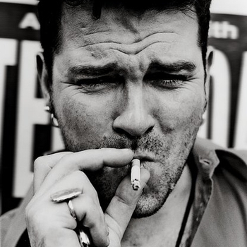 Gavin Friday – Wig Wam Bam (Саундтрек из фильма "Завтрак на Плутоне / Breakfast on Pluto")