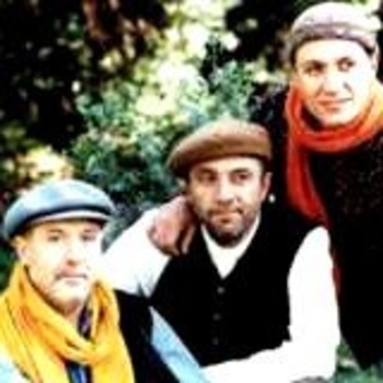 Grup Gündoğarken – Sensiz Olmaz