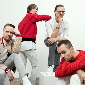 Izit – Zed Between the Eyes