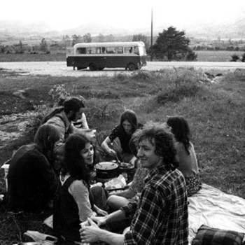 Henry Cow – Guider Tells Of Silent Airborne Machine: Olwyn Grainger