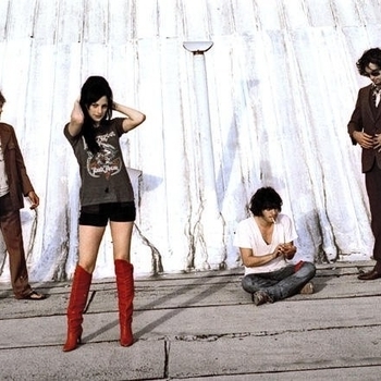 Hello Stranger – Devil's Highway