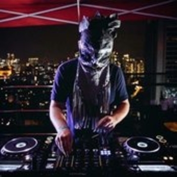HYENAH – Tale From The Dirt Ft. Aquarius Heaven (Rampa Remix)